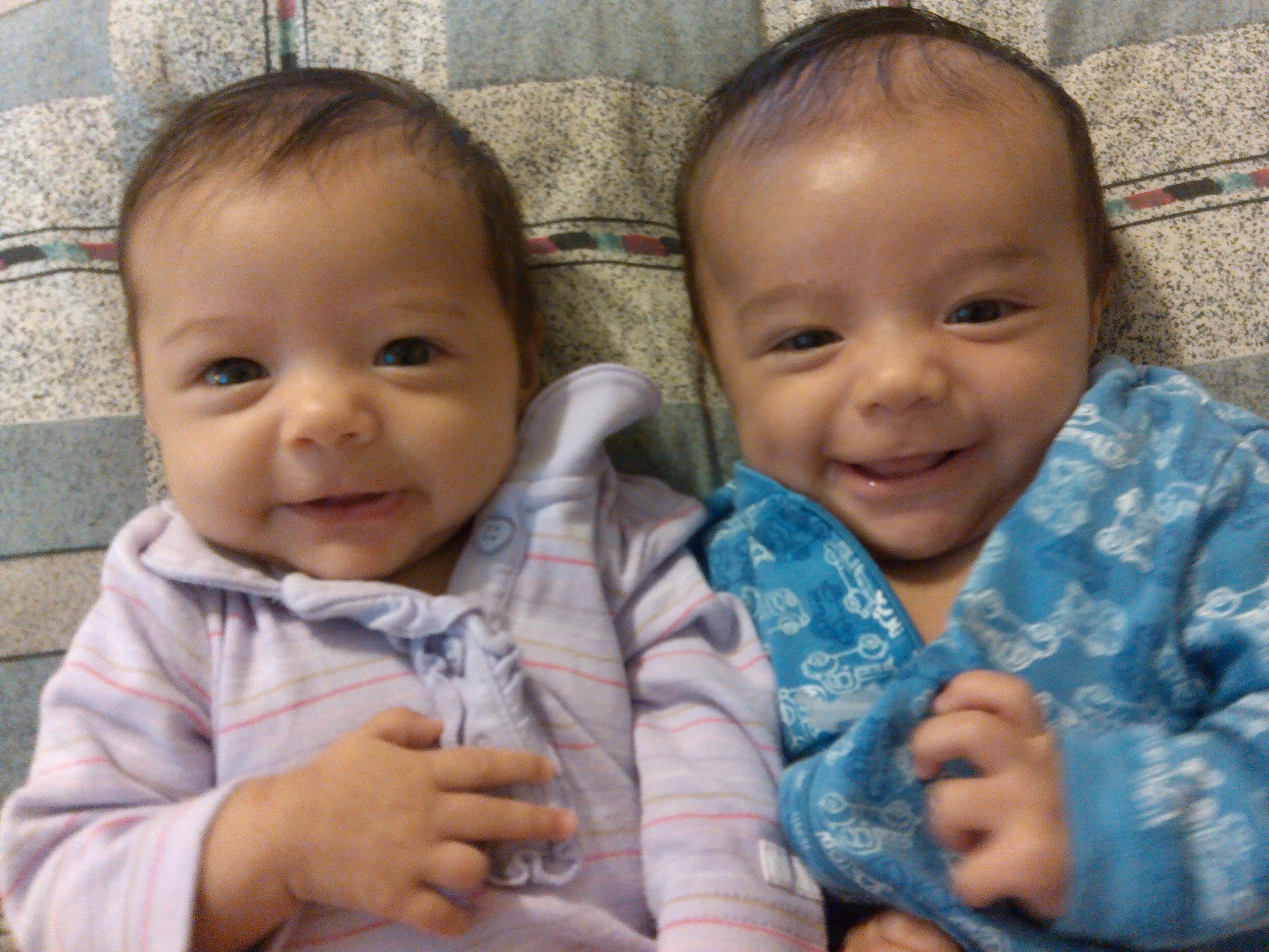 2014 Newborn twin grin
