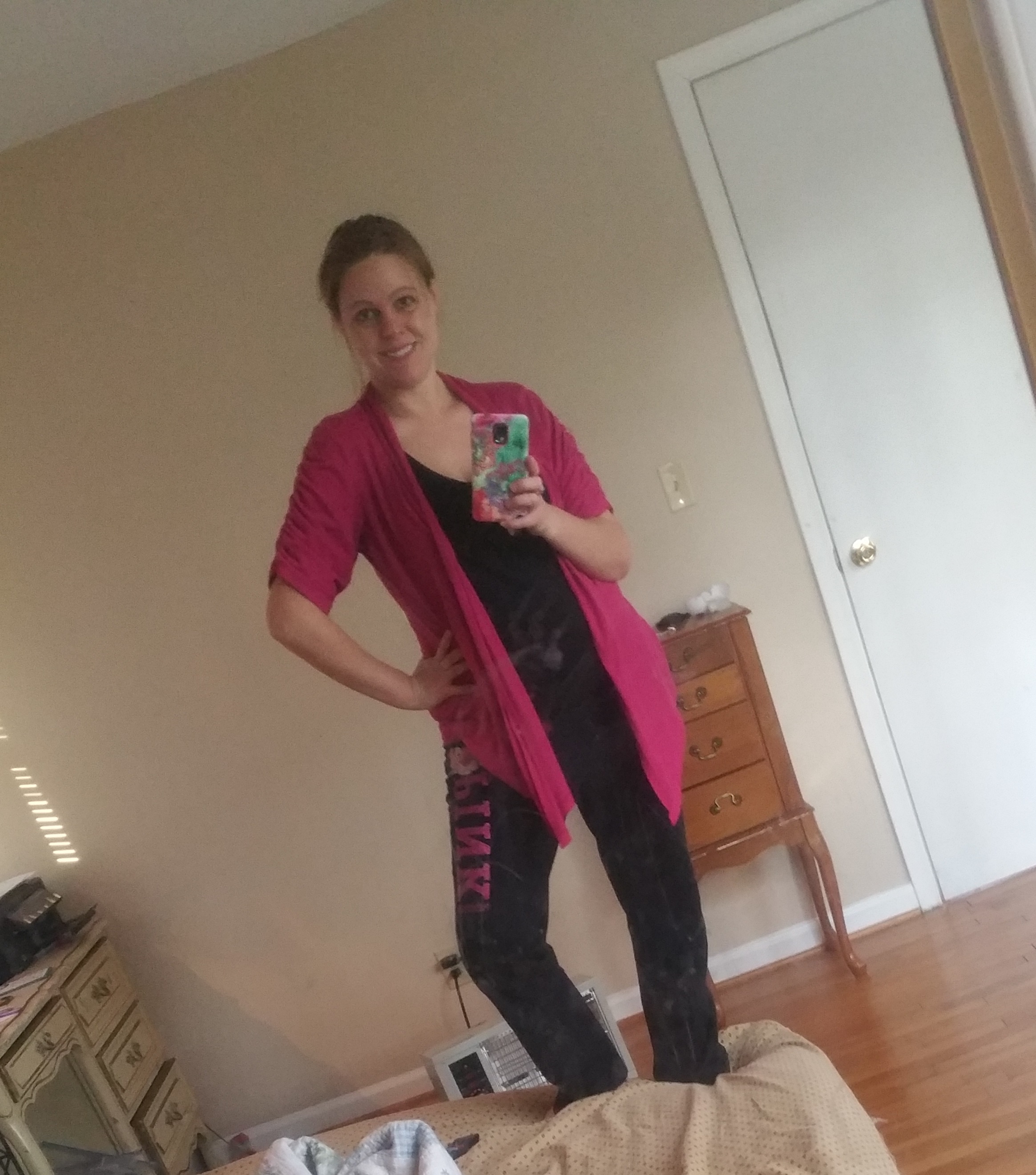 mommy-mirror-selfie-cut